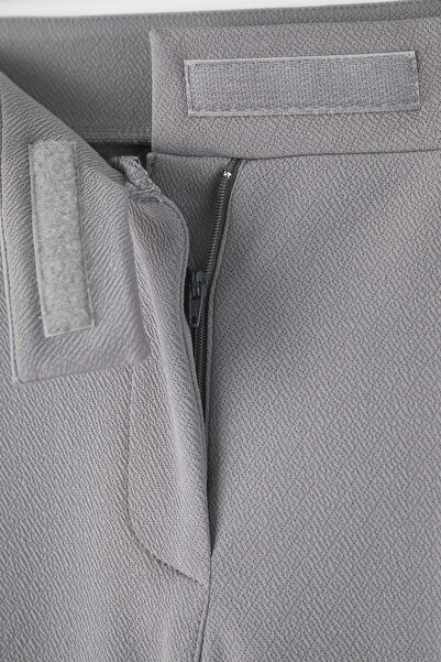 Trendyol Curve Gray Belt Velcro Pleated Wide Leg Knitted Plus Size Trousers Tbbss24Ar00035