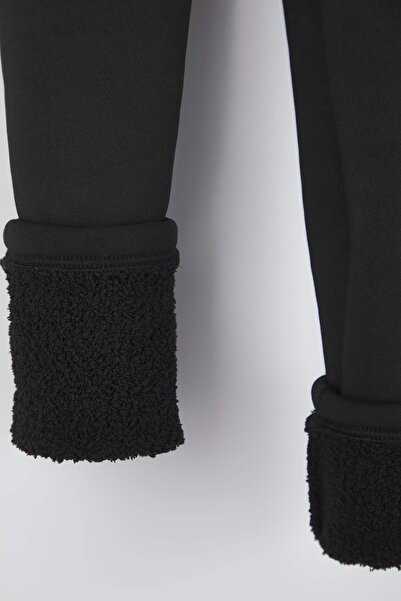 TRENDYOLKIDS Black Cotton Thick/Inside Fleece Knitted Girls Leggings Tkdaw26Ta00007
