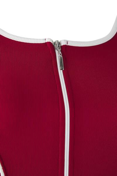 Trendyol Curve Burgundy Teen Contrast Piping Detailed Fitted/Fitted-To-The-Body Zippered Neckline Stretchy Knitted Blouse Tbbaw26Af00041