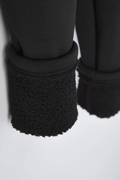 TRENDYOLKIDS Black Cotton Thick/Inside Fleece Knitted Girls Leggings Tkdaw26Ta00007