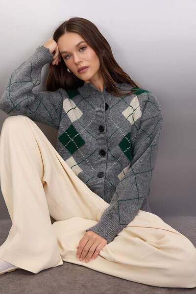 Trendyol Collection Anthracite Soft Textured Diamond Pattern Knitwear Cardigan Twoaw26Hi00253