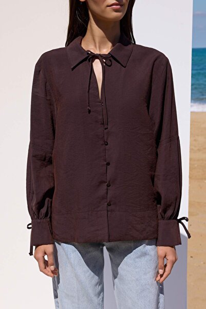 Trendyol Collection Πουκάμισο oversized Modal με διαρκή διάρκεια ζωής, σκούρο καφέ Boho Modal με λεπτομέρεια με κορδόνια TWOAW26GO00080