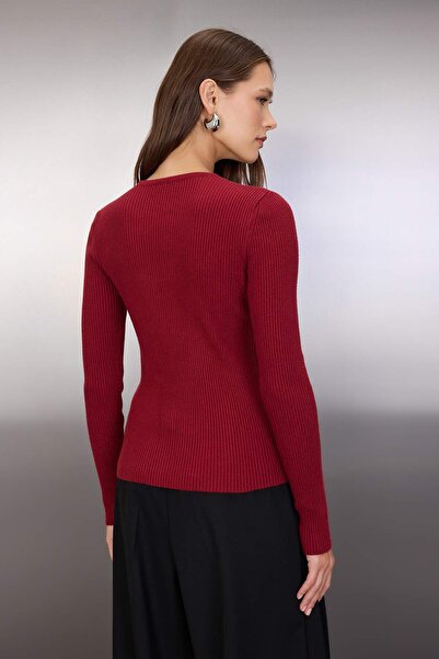 Trendyol Collection Burgundy Premium/Special Yarn Fitted/Fitted Sweater Cardigan with Accessory Detail Twoaw26Hi00201