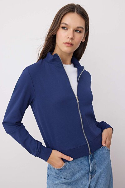 Trendyol Collection Синій светр з блискавкою, облягаючий силует, в'язаний TWOAW26SW00006