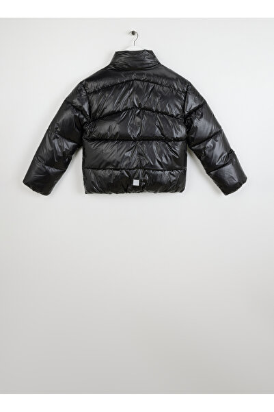 name ıt Черно дамско яке с цип, редовен крой и шарки 13231167