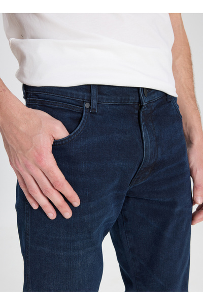 WRANGLER Larston Relaxed Fit Men's Denim Trousers W18S4014805