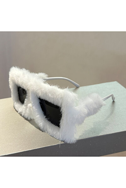 Choice as picture shows white-black KAMMPT Oversized Square Women Sunglasses New Fashion Furrry Frame Gradi