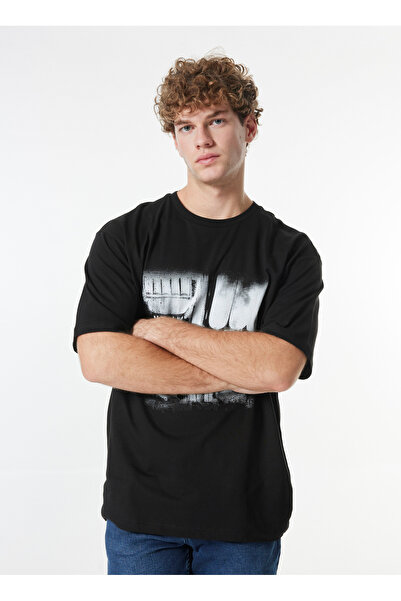 Mustang Bisiklet Yaka Baskılı Siyah Erkek T-Shirt M4WM-TST-1569