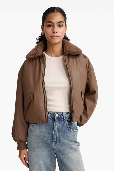 DeFacto Regular Fit Polo Yaka Suni Deri Mont F2813AX25WN
