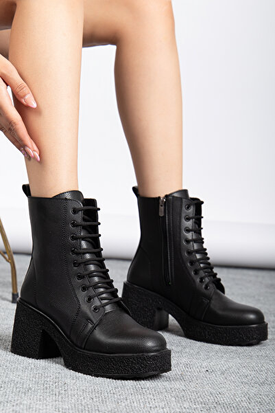 Entella Store Γυναικείες μαύρες μπότες με τακούνι