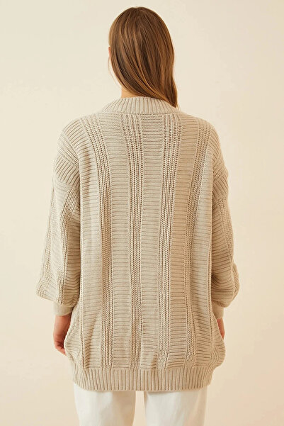 hazelin Women's Beige Hair Knitted Pattern Long Buttoned Comfortable Cut Knitwear Cardigan HZL23W-BD1100691