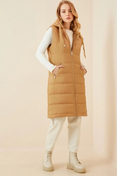 hazelin Women's Camel Fixed Hooded Lined Long Puffer Vest Hzl22W-Bd151401