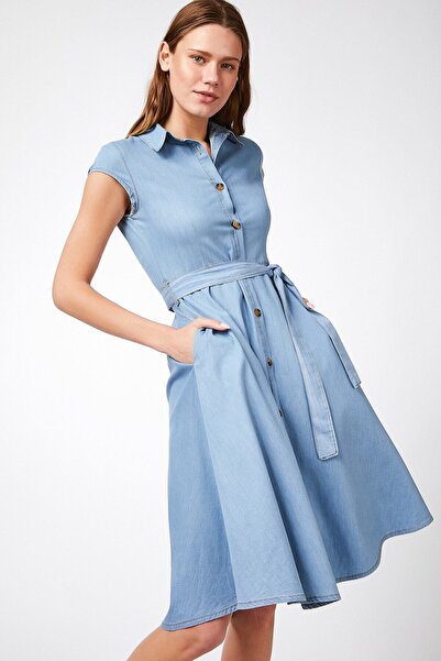hazelin Γυναικείο μπλε κοντομάνικο φόρεμα τζιν με κουμπιά και ζώνη στη μέση H...