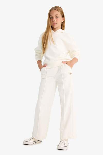 DeFacto Kız Çocuk Relax Fit Kapüşonlu Basic Düz Sweatshirt F0008A825AU