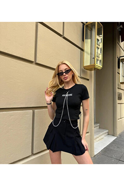 hazelin Crna ROCKMORE Skraćeni kroj majica - Sa lančanim dodatkom HZL24S-DSB1...