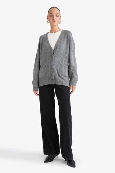 DeFacto Oversize Wide Fit V-Neck Soft Textured Buttoned Cardigan F2902Ax25Wn