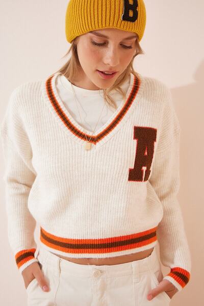 hazelin Women's Ecru V-Neck Crop Embroidered Knit Sweater Hzl23W-Bd1101351