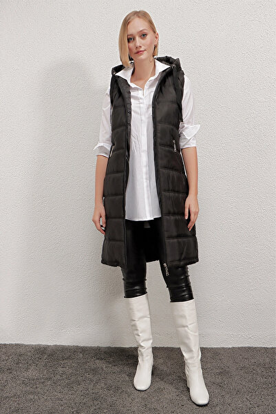 hazelin Women's Black Hard Hooded Lined Long Puffer Vest Hzl22w-bd151401