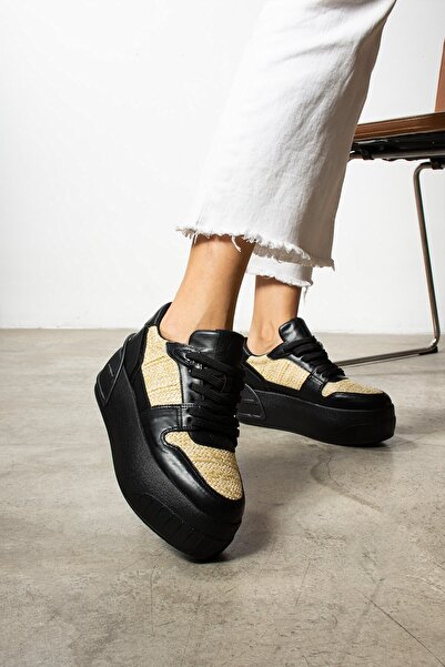 Seniorah Lanes Black Women's Sports Shoes - Straw Skin