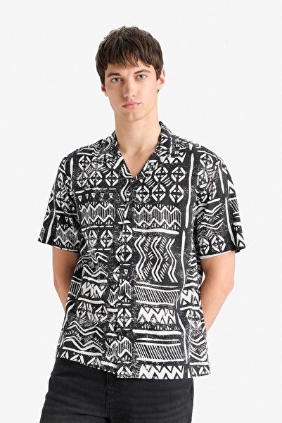 DeFacto New Regular Fit Apaş Yaka Desenli Kısa Kollu Gömlek E3696AX25SM