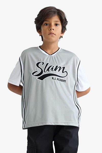 DeFacto Boy's Oversize Wide Fit V-Neck Embroidered Tulle Short Sleeve T-Shirt G1685A825Au