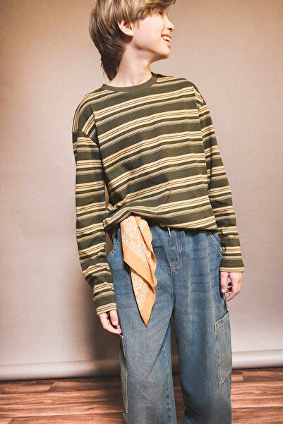 DeFacto Erkek Çocuk Bisiklet Yaka Çizgili Uzun Kollu Tişört G1818A825AU