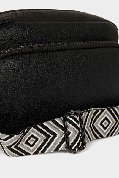 DeFacto Women's Faux Leather Crossbody Bag F5453Axns