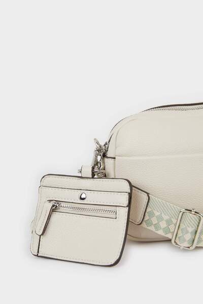 DeFacto Kadın Suni Deri Çapraz Çanta F5452AXNS