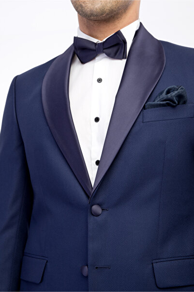 Kiğılı Σμόκιν με λεπτή εφαρμογή και γιακά σάλι και κοστούμι γαμπρού