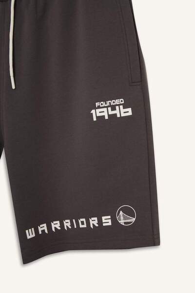 DeFacto DeFactoFit NBA Golden State Warriors Standart Fit Kısa Paça Şort E8753AX25AU