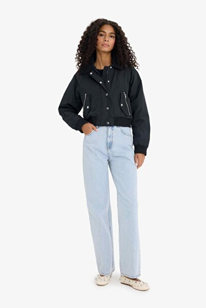 DeFacto Su Geçirmez Regular Fit Polo Yaka Crop Fermuarlı Mont E8699AX25AU