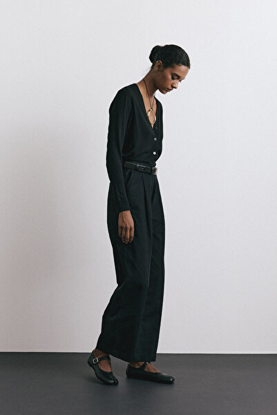 LUTVELIZADE Babet 2526 - Черни дамски сандали с една каишка и разделени пръсти