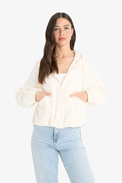 DeFacto Regular Fit Hooded Zippered Crop Raincoat E8546Ax25Au