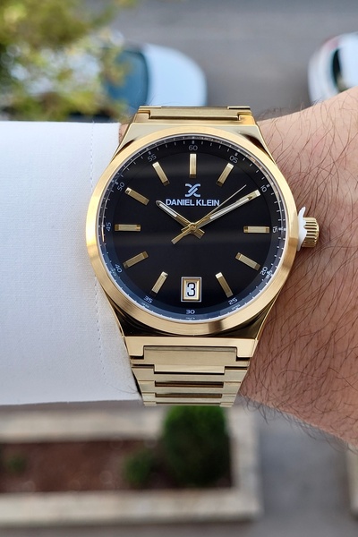 Daniel Klein Kadranı Siyah Kordonu Sarı Renk 24 Ay Garantili 42 Mm Fonksiyonlu Erkek Kol Saati