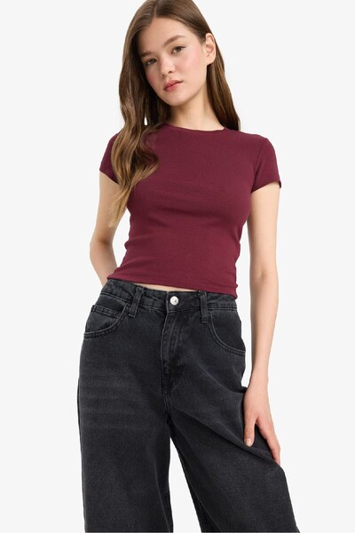 DeFacto Coool Fitted Crew Neck Rib Short Sleeve T-Shirt E0288Ax25Au