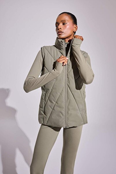 DeFacto Defactofit Waterproof Slim Fit Tight Fit Zippered Sportsman Waterproof Vest E9210Ax25Au
