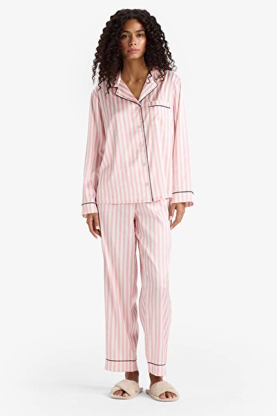 DeFacto Pijama Takımı Regular Fit Çizgili Saten Uzun Kollu Üst Uzun Alt-Fall in Love C9445AX25AU