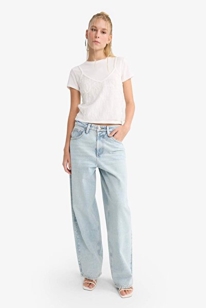 DeFacto Κοντομάνικο μπλουζάκι με δαντέλα με λεπτομέρειες F8923AX25AU