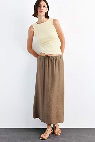 DeFacto Relax Fit Beli Lastikli Krinkıl Kumaş Midi Etek G1093AX25SM