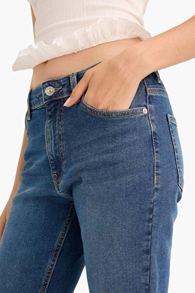 DeFacto Mia Flare Fit Normal Bel İspanyol Paça Uzun Jean Pantolon E9158AX25AU