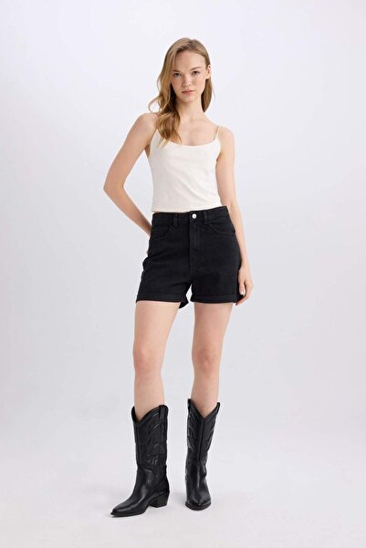 DeFacto Mom Fit Yüksek Bel Katlamalı Paça Jean Şort E0519AX25SM