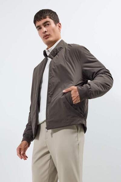 DeFacto Slim Fit Close-Fitting Stand-Up Collar Zippered Waterproof Coat with Inside Pocket F0880Ax25Au