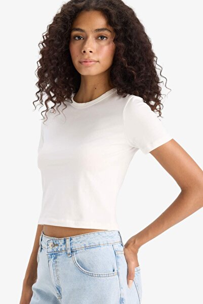 DeFacto Slim Fit Tight Fit Crew Neck Combed Cotton Short Sleeve T-Shirt F1062Ax25Au