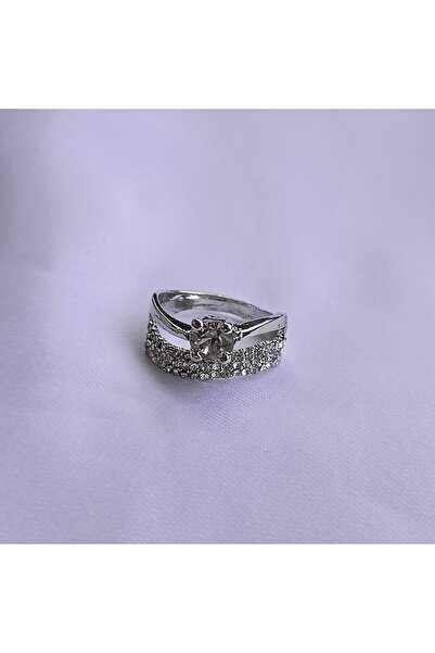 Shiklik خاتم حجري يعكس الأناقة والرقي