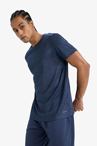 DeFacto Defactofit Slim Fit Tight-Fitting Quick-Drying Breathable Stretch Fabric Crew Neck Sports Short Sleeve