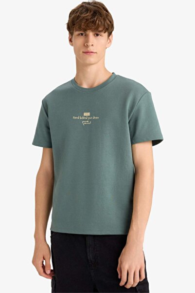 DeFacto Bedrucktes Kurzarm-T-Shirt mit Rundhalsausschnitt und kastigem Schnitt F8592AX25HS