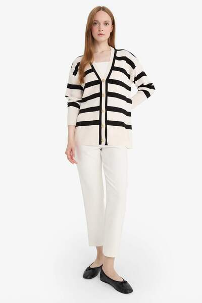 DeFacto Regular Fit V Neck Striped Button Covered Tunic Knitwear Cardigan D2445Ax25Au