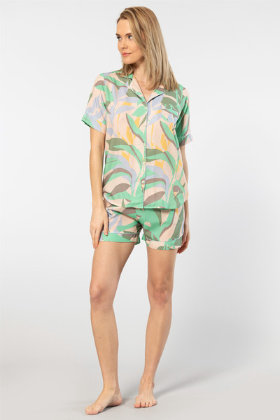 TÜREN Жіночий комплект піжами з тканинними шортами з візерунком 3605/Зелений