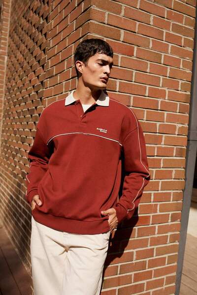 DeFacto Boxy Fit Relaxed Cut Polo Neck Printed Sweatshirt F0116Ax25Au