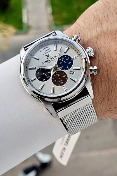 Daniel Klein Gümüş Siyah Renk 43 Mm İç Göstergeleri Aktif Erkek Kol Saati